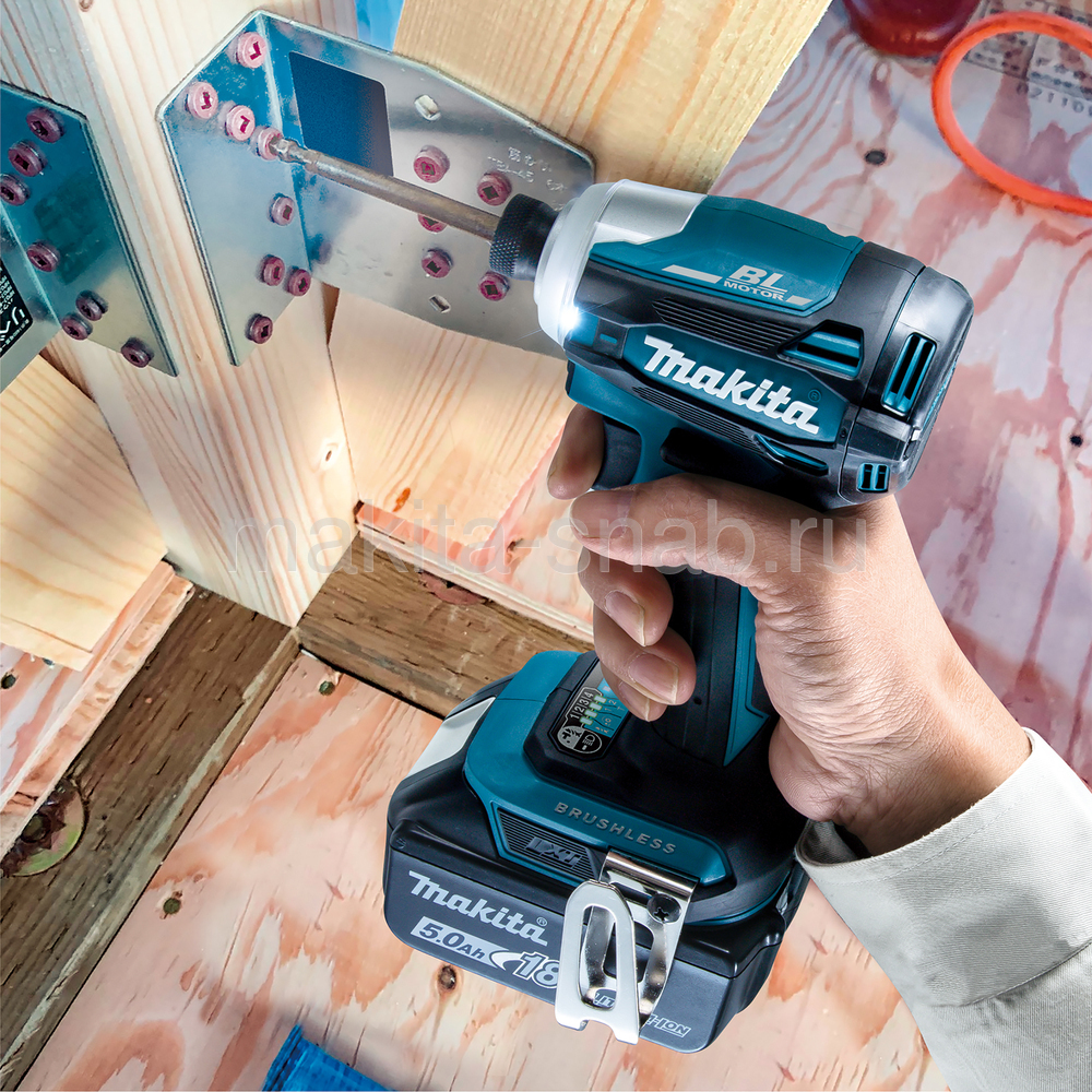 Аккумуляторный ударный шуруповерт Makita DTD172RTJ