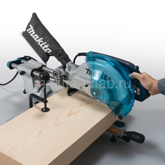 Торцовочная пила Makita LS1110F 2101986511